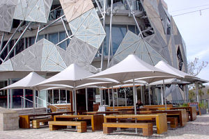 Arintji Cafe + Bar - Restaurant Darwin 0