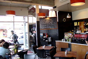 Red Tongue - Restaurant Darwin 0