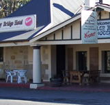 Stanley Bridge Tavern - Restaurant Darwin