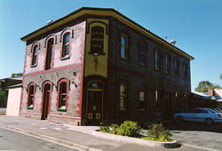 Earl Of Leicester Hotel - Restaurant Darwin 0