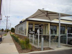 Wee Willie's Tavern - Restaurant Darwin 0