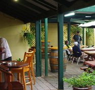 Bird In Hand Inn - Restaurant Darwin