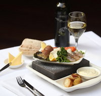 Strathmore Hotel - Restaurant Darwin