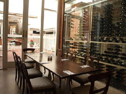 Benjamin On Franklin - Restaurant Darwin 2