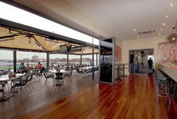 Birkenhead Tavern - Restaurant Darwin 2