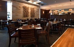 Stirling Hotel - Restaurant Darwin 2