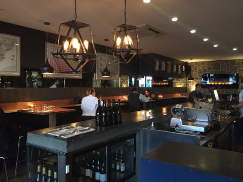 Two Buoys - Restaurant Darwin 0