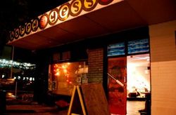 Happy Yess - Restaurant Darwin 1