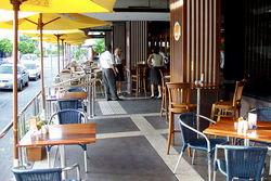 Tzars Vodka Bar - Restaurant Darwin 3