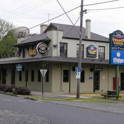 Westmeadows Tavern - Restaurant Darwin 0