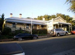 Earl Of Spencer Historic Inn - Restaurant Darwin 0