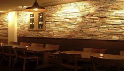 Vinothek Crown - Restaurant Darwin 0