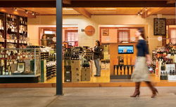 The Edinburgh Hotel And Cellars - Restaurant Darwin 1