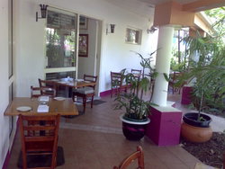 Clifton Capers Bar & Grill - Restaurant Darwin 2