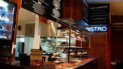 Shenannigans - Restaurant Darwin 2