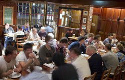 Essen Restaurant And Beer Cafe - Restaurant Darwin 0