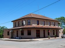 Heddon Greta Hotel - Restaurant Darwin 0