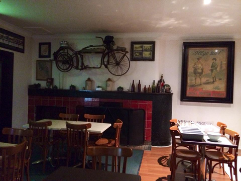 Queens Arms Hotel - Restaurant Darwin 3