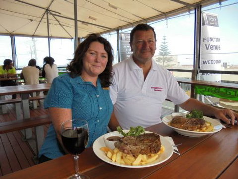 Zebra Crossing Bar & Bistro - Restaurant Darwin 1