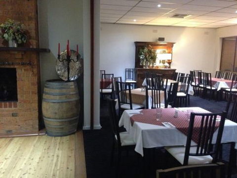 Moyhu Hotel - Restaurant Darwin 2