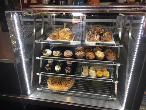 MiCakes Cafe - Restaurant Darwin 0