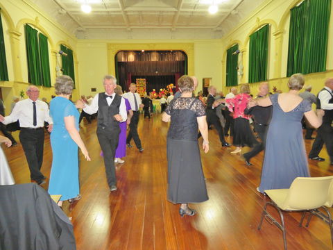 Old Style/New Vogue Dance Wallaroo - Restaurant Darwin 0
