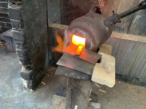 Blacksmithing Workshop - Restaurant Darwin 0