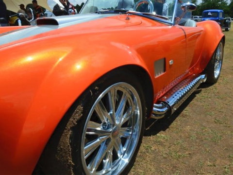 Bathurst Swap Meet, Car And Bike Show - Restaurant Darwin 0