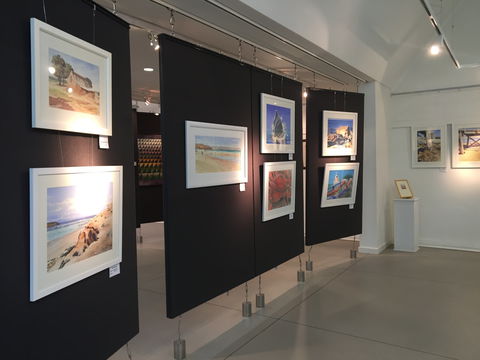 Clare Louise Treis - Australian Landscapes Exhibition -  Ascot Art Gallery Kadina - Restaurant Darwin 0