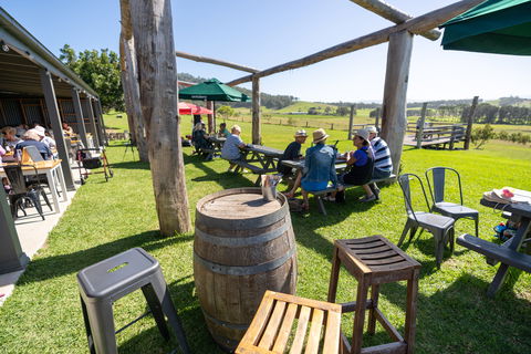 Live Music Sundays At Mountain Ridge Wines - Restaurant Darwin 0
