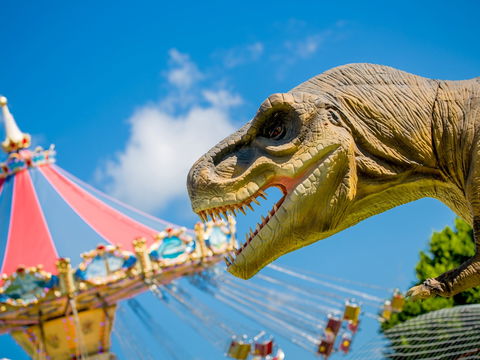 Mega Creatures At Hunter Valley Gardens - Postponed - Restaurant Darwin 0