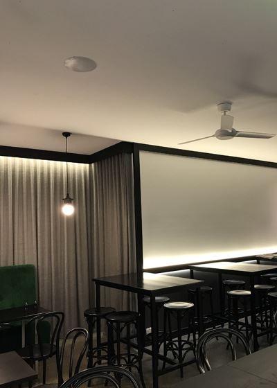 Choux Box Cafe - Restaurant Darwin 16