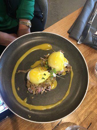 Porters, Williamstown - Restaurant Darwin 0