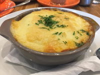 Villa  Hut Kafe Warrnambool