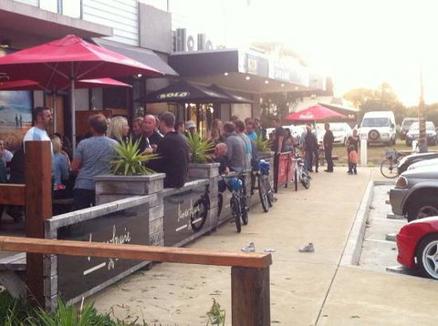 Magic Lands Bar And Cafe - Restaurant Darwin 0