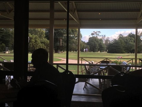 Benalla Golf Club - Restaurant Darwin 0