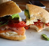 Hide's Bakery - Restaurant Darwin