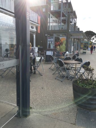 Pasquini's Deli - Restaurant Darwin 0