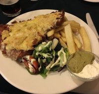 Cunninghams Hotel - Restaurant Darwin