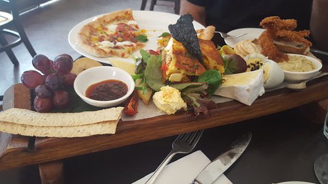 Flynn's Bistro - Restaurant Darwin 0
