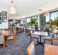 Springs Bar and Terrace - Restaurant Darwin