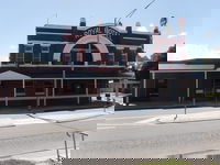 Royal Hotel