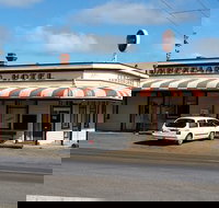 Cumberland Hotel - Restaurant Darwin