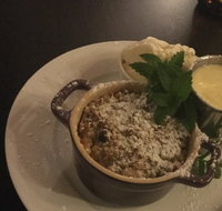 Easdown House - Restaurant Darwin