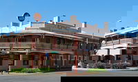 Royal Hotel Corowa Pub