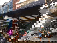 Comme Chez Nous French Cafe