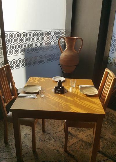 Antiquity Greek Restaurant - Restaurant Darwin 3