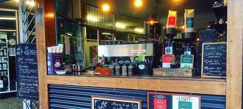 Cafe In Tokyo - Restaurant Darwin 3
