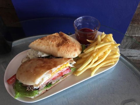 BE Caffeinated - Restaurant Darwin 0