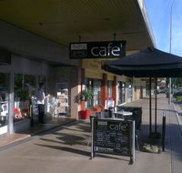 Living and Giving - Restaurant Darwin